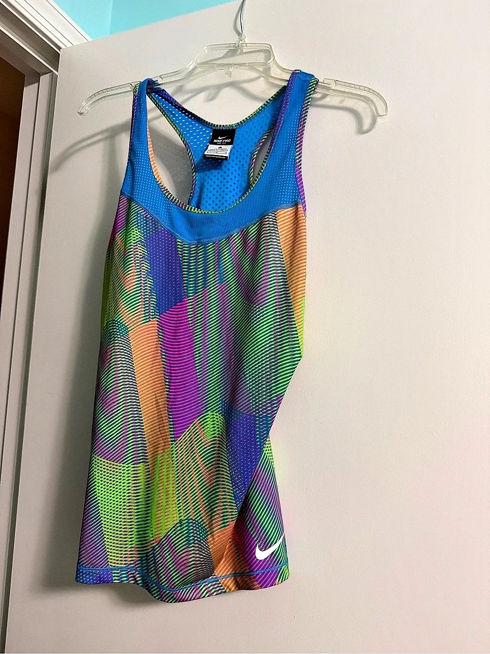 Nike Pro Dri-FIT Geometric Athletic Tank in Blue & Green Large